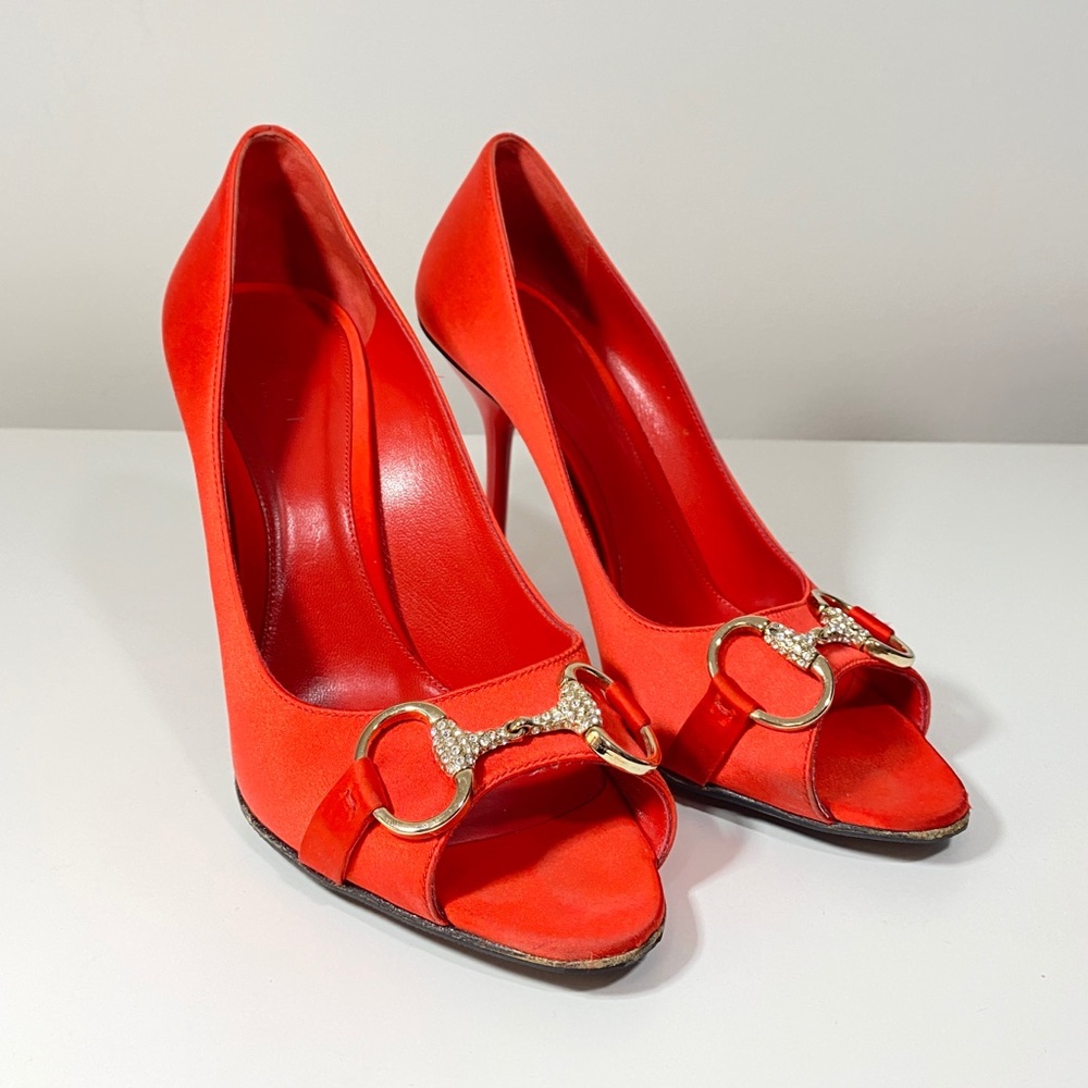 Gucci Orange Satin heels
